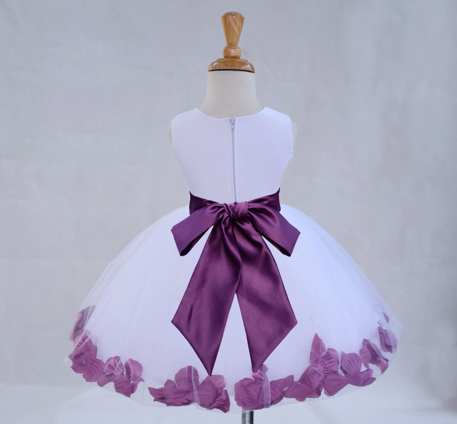 White/Wisteria Tulle Rose Petals Knee Length Flower Girl Dress 306S